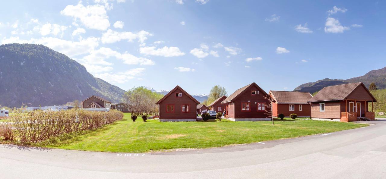 Forde Gjestehus Og Camping Екстер'єр фото