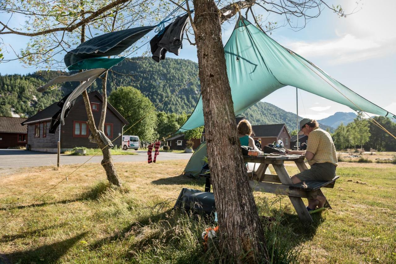 Forde Gjestehus Og Camping Екстер'єр фото